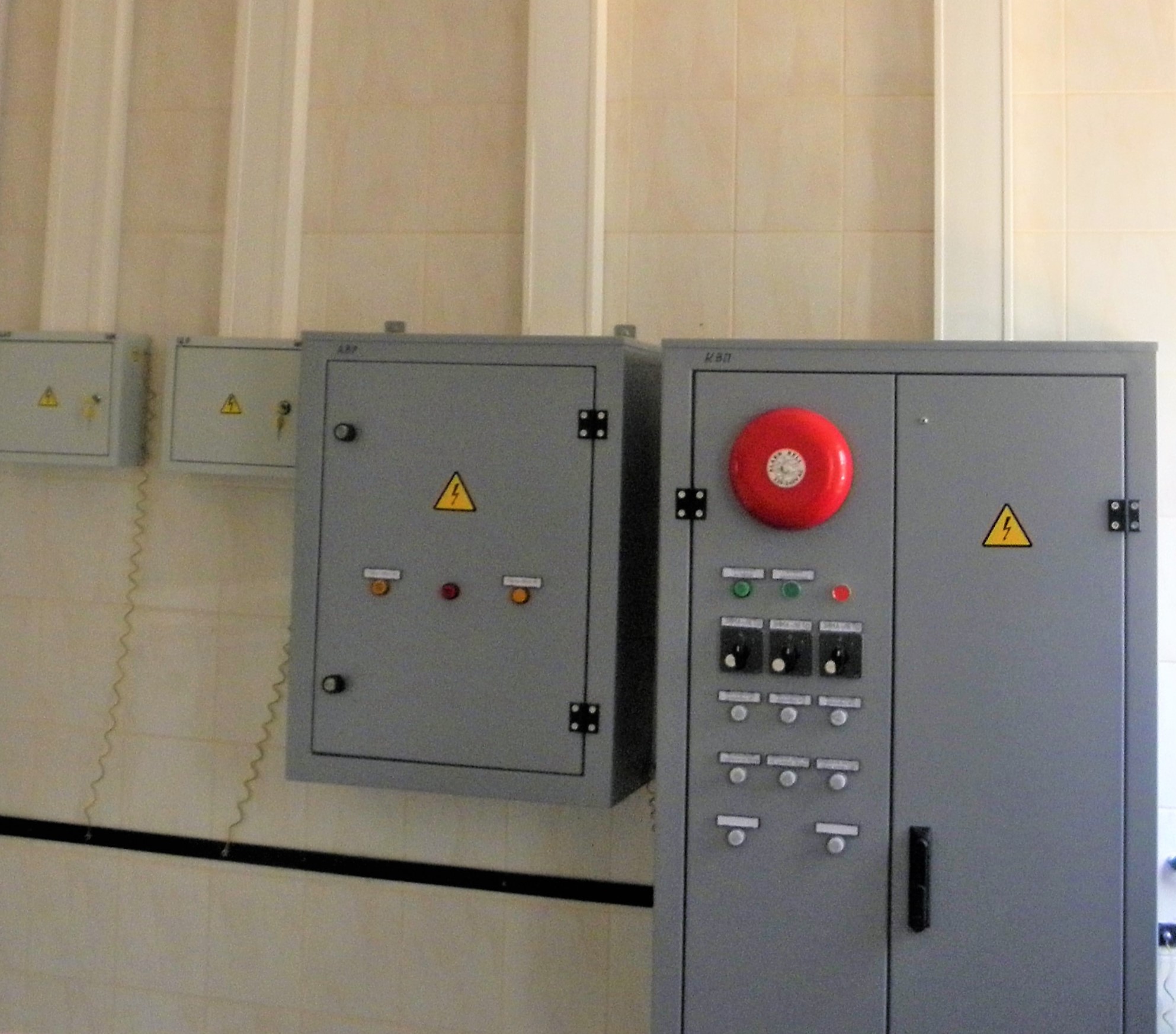Rénovation et rétrofit armoire électrique industrielle
